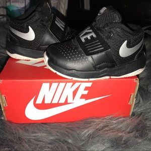 Nike Toddler Team Hustle